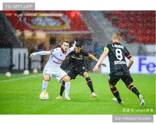 多特蒙德高开低走表现波动明显，阶段性崩盘节奏对赛季走势形成制约